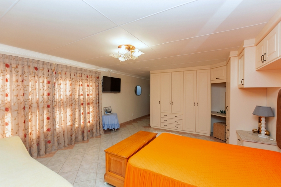 4 Bedroom Property for Sale in Port Owen Western Cape